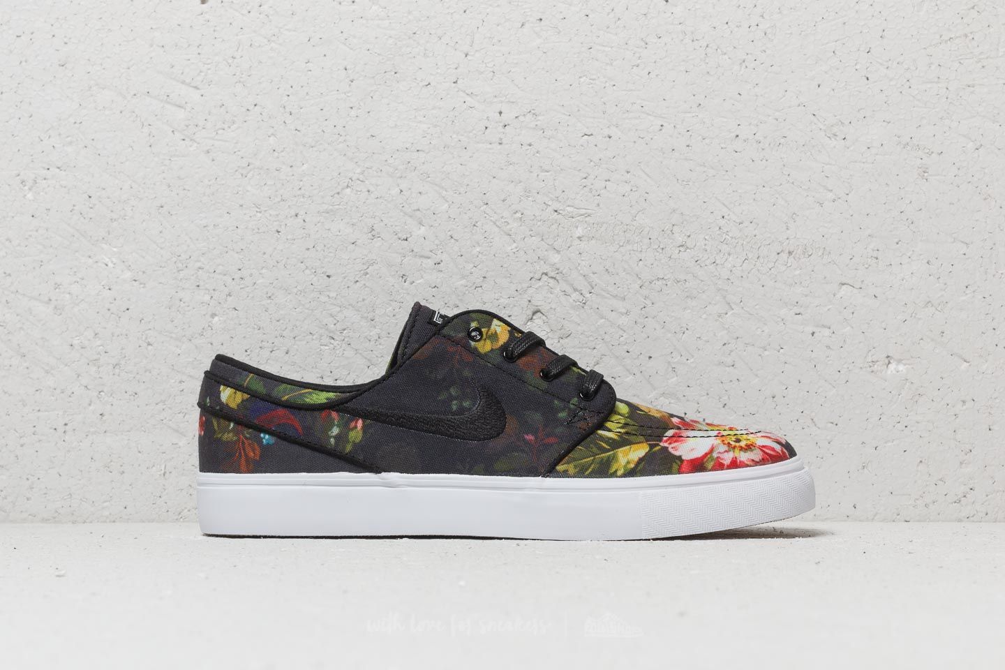 Nike clearance janoski multicolor