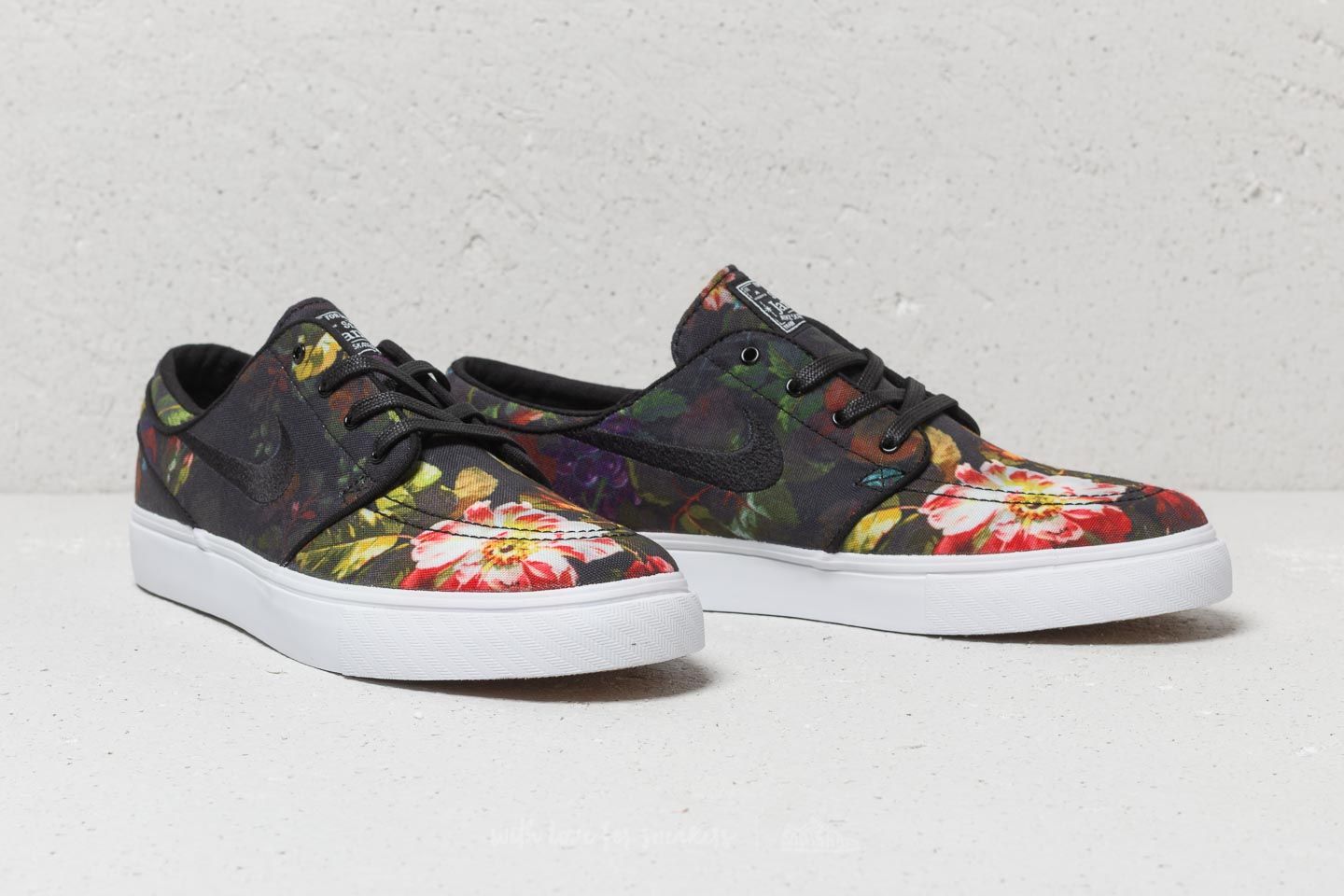 Men s shoes Nike Zoom Stefan Janoski Canvas Multi Color Black White Footshop