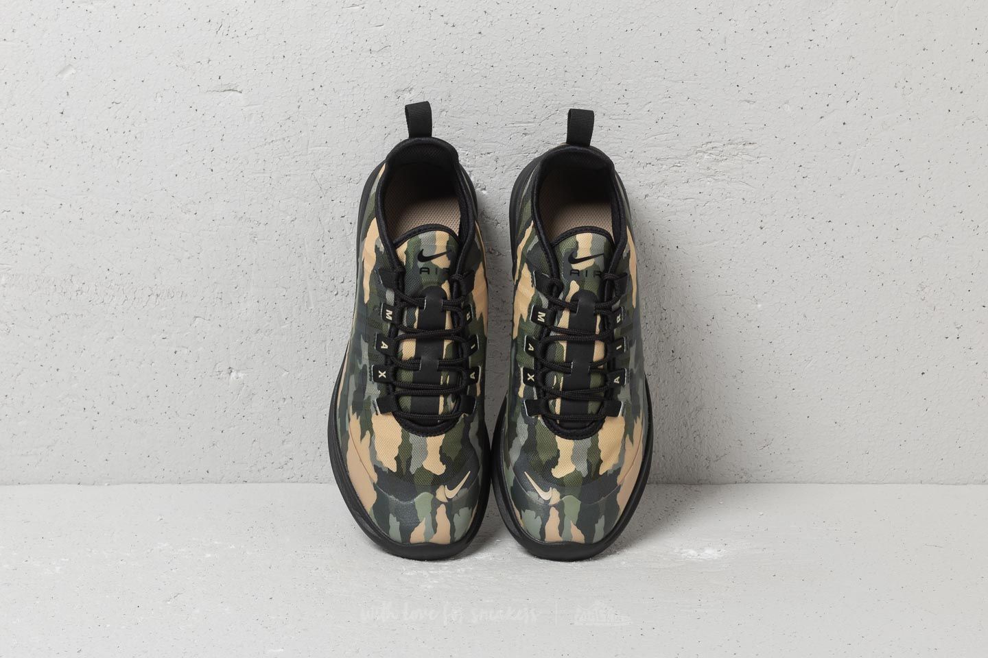 Buty damskie Nike Air Max Axis Print (GS) Black/ Mushroom-Palm Green
