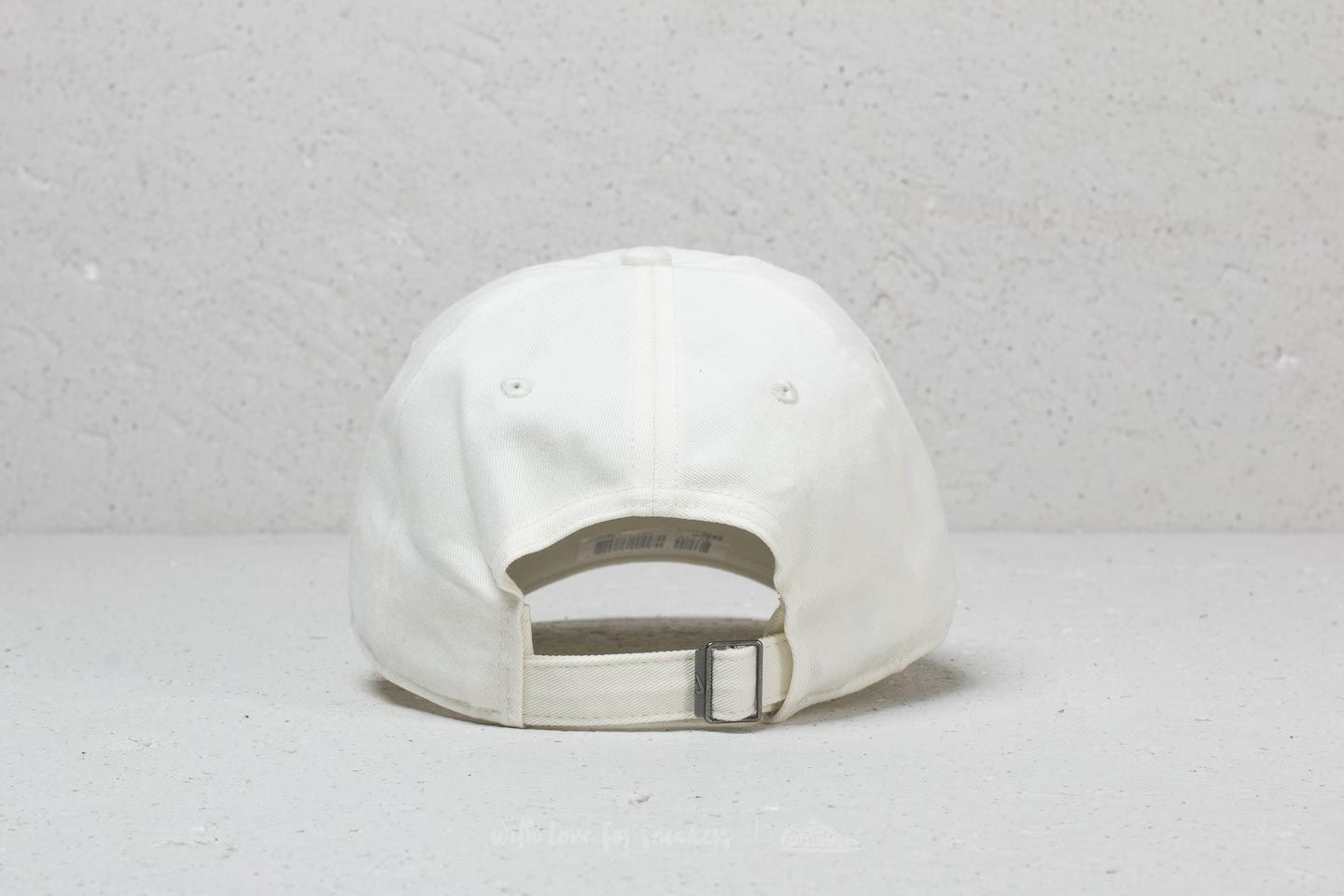 Czapki z daszkiem Nike Heritage 86 Script Cap White