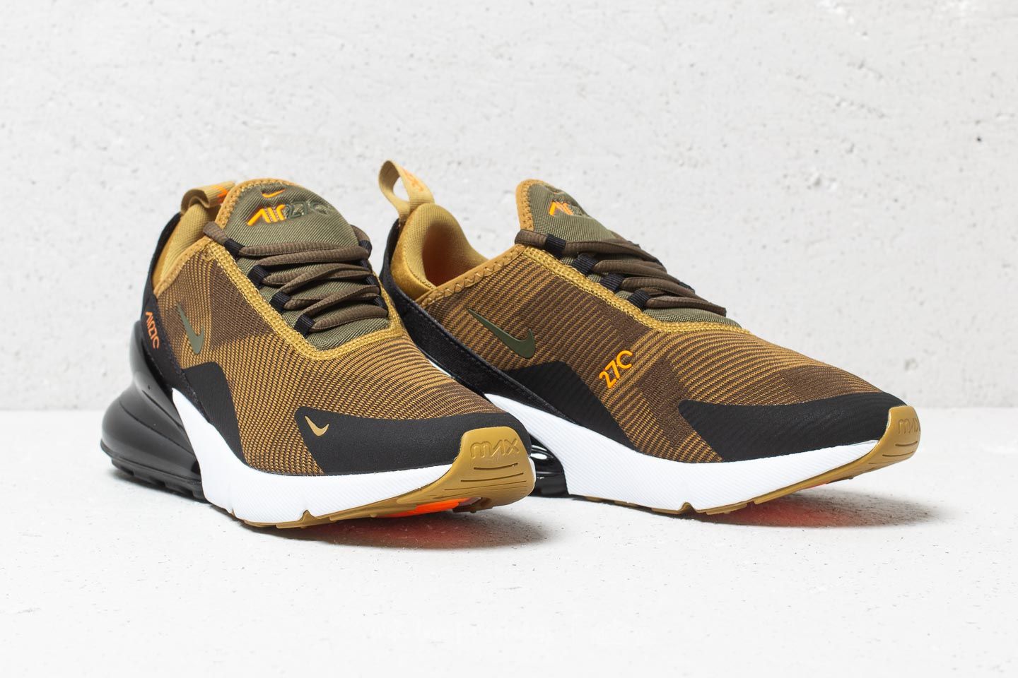 Damen Sneaker und Schuhe Nike Air Max 270 KJCRD GS Golden Moss Olive Canvas Black Footshop