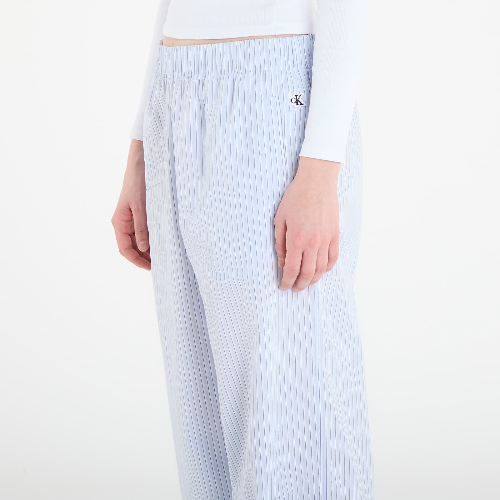 Hlače Calvin Klein Jeans Poplin Ewaist Pull O Pants Blue