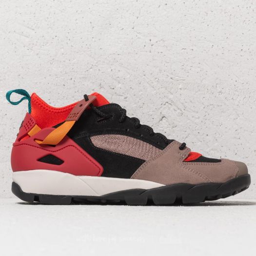 Men s shoes Nike ACG Air Revaderchi Gym Red Geode Teal Footshop