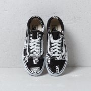 Vans black & white old skool logo mix trainers top