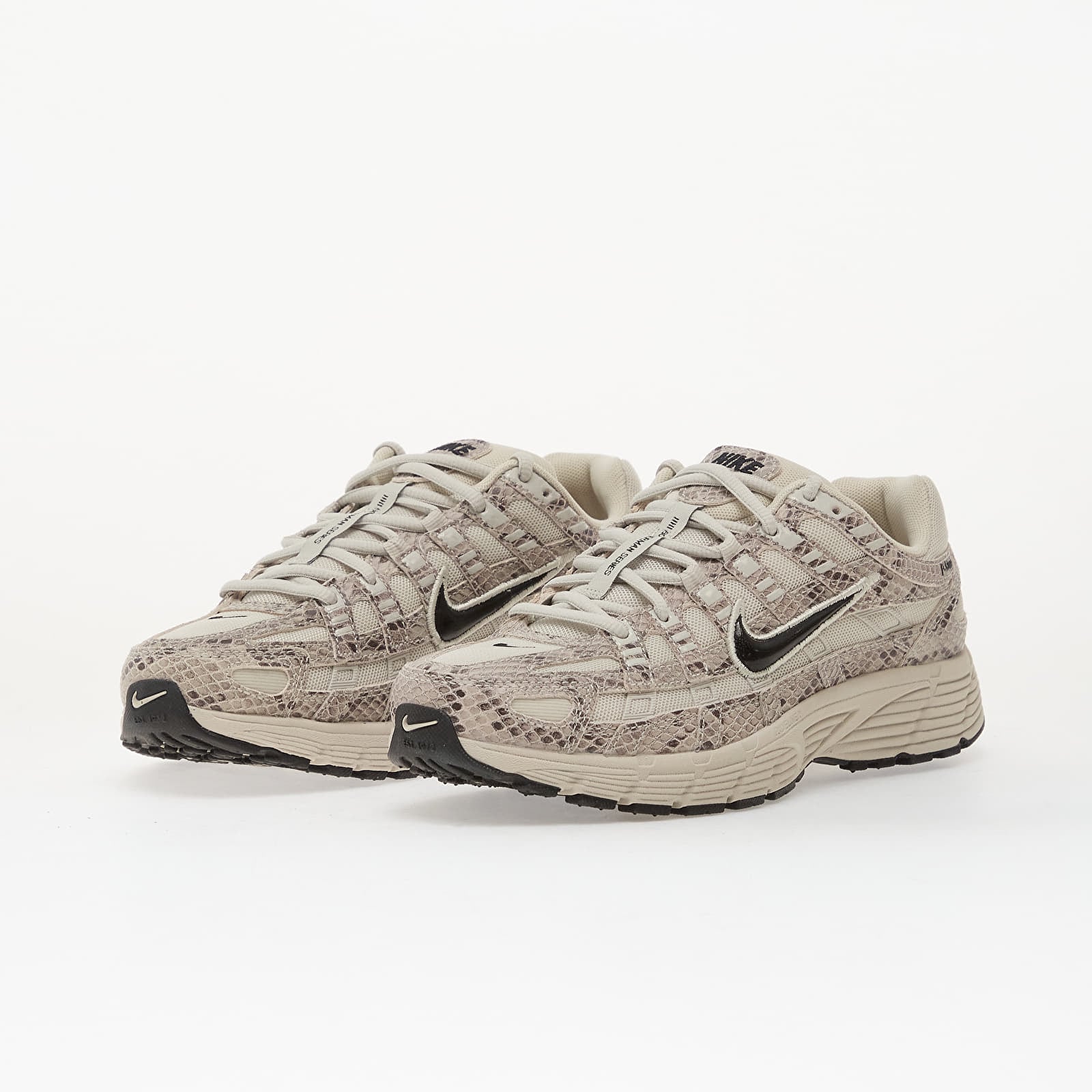 Dámske topánky a tenisky Nike W P-6000 Se Light Bone/ Light Bone-Black
