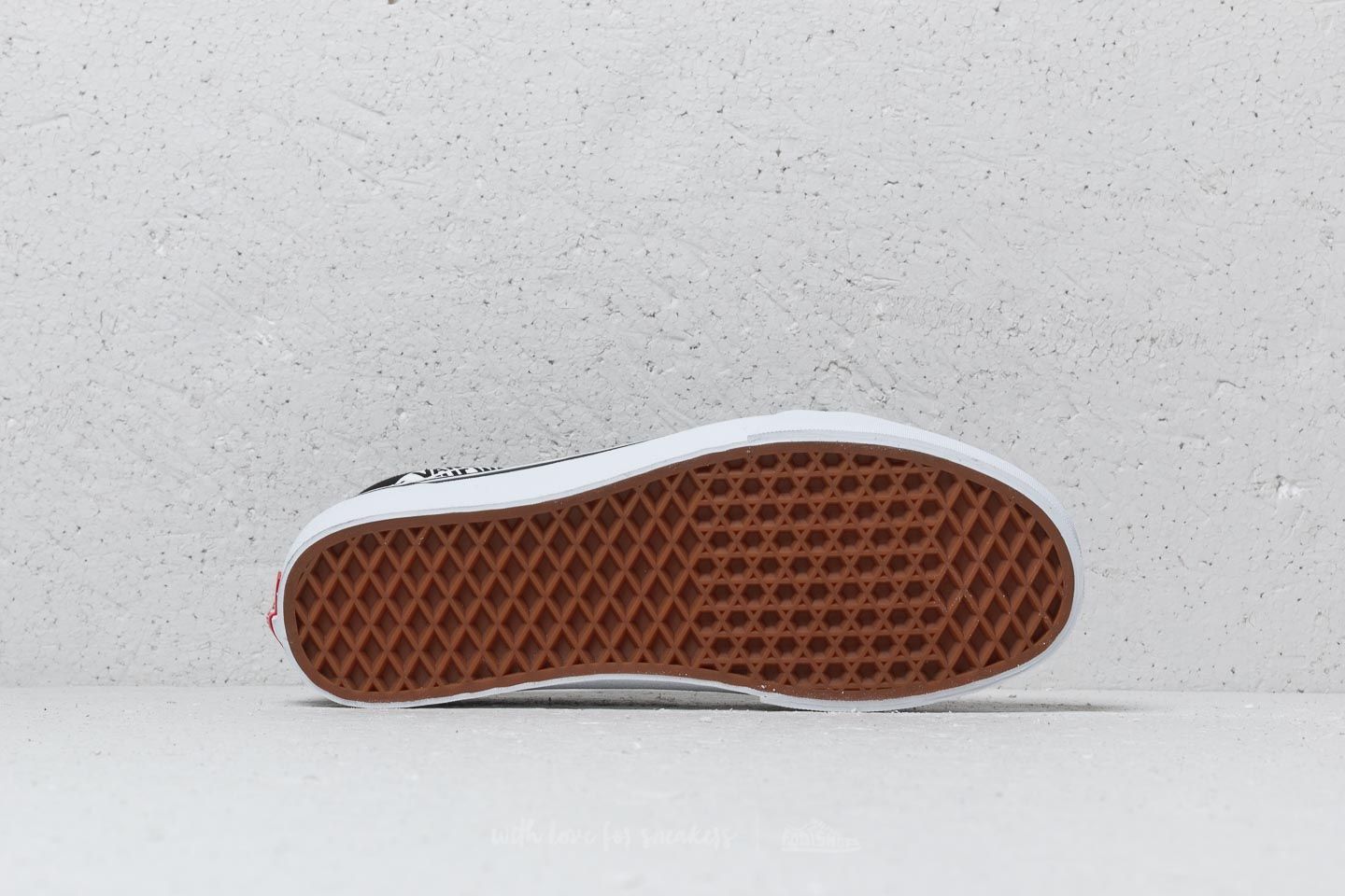 Vans old hotsell skool logo mix
