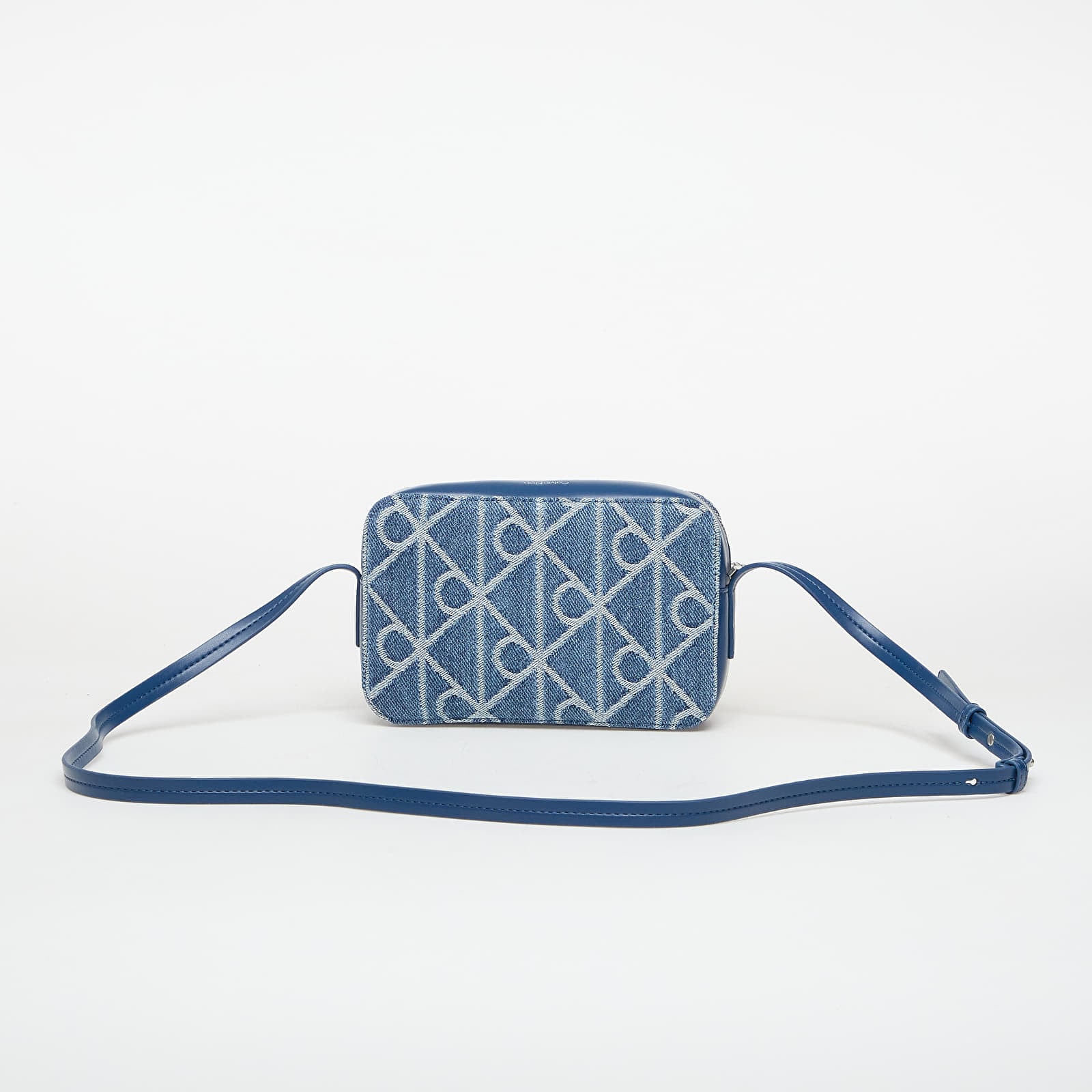 Torby przez ramię Calvin Klein Emblem Aop Denim Cam Blue