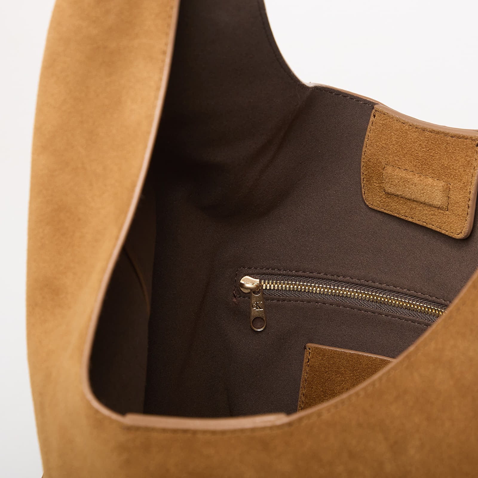 Torby przez ramię Calvin Klein Slouchy Suede Leather Brown