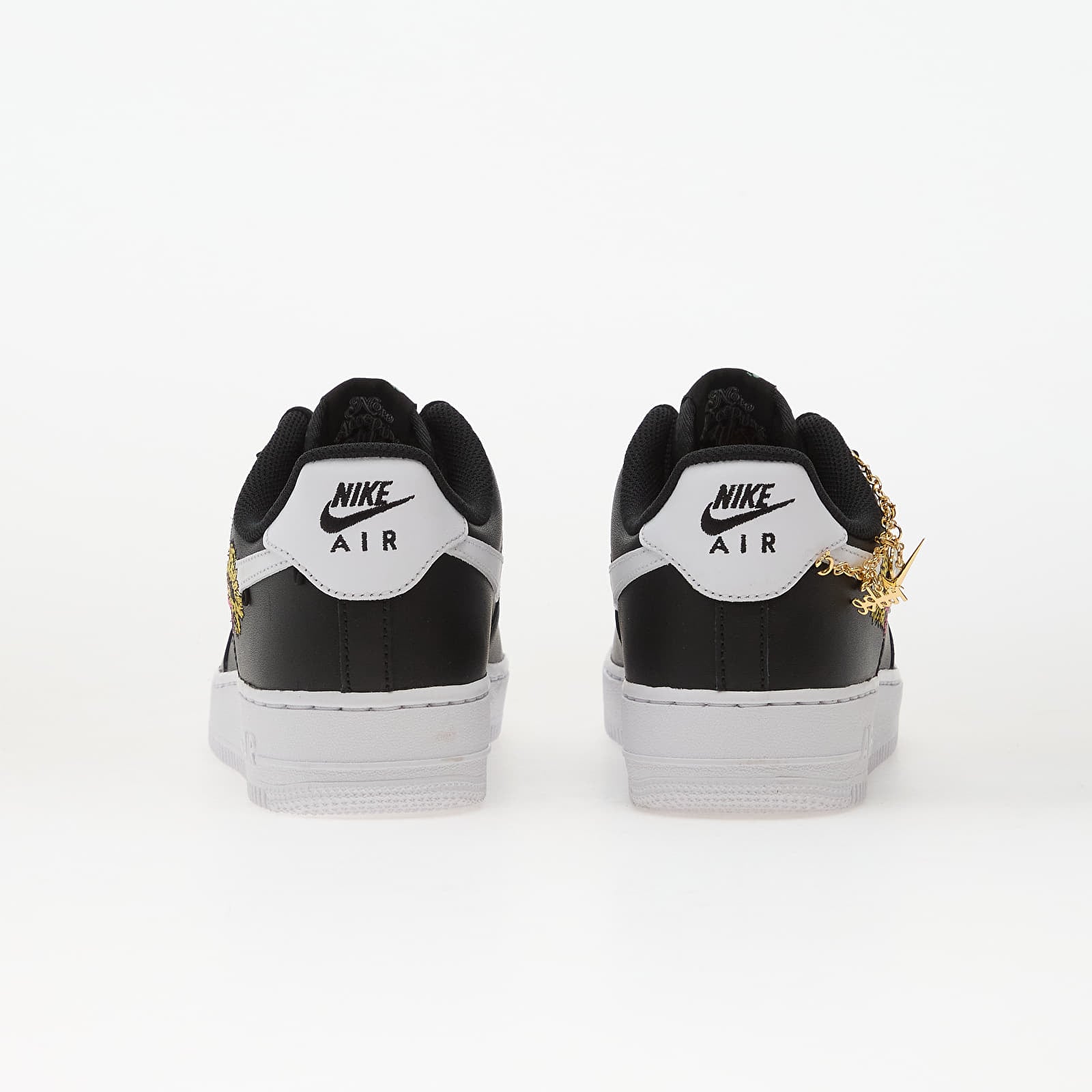 Moteriška avalynė Nike W Air Force 1 '07 Premium Black/ White-Metallic Gold-White