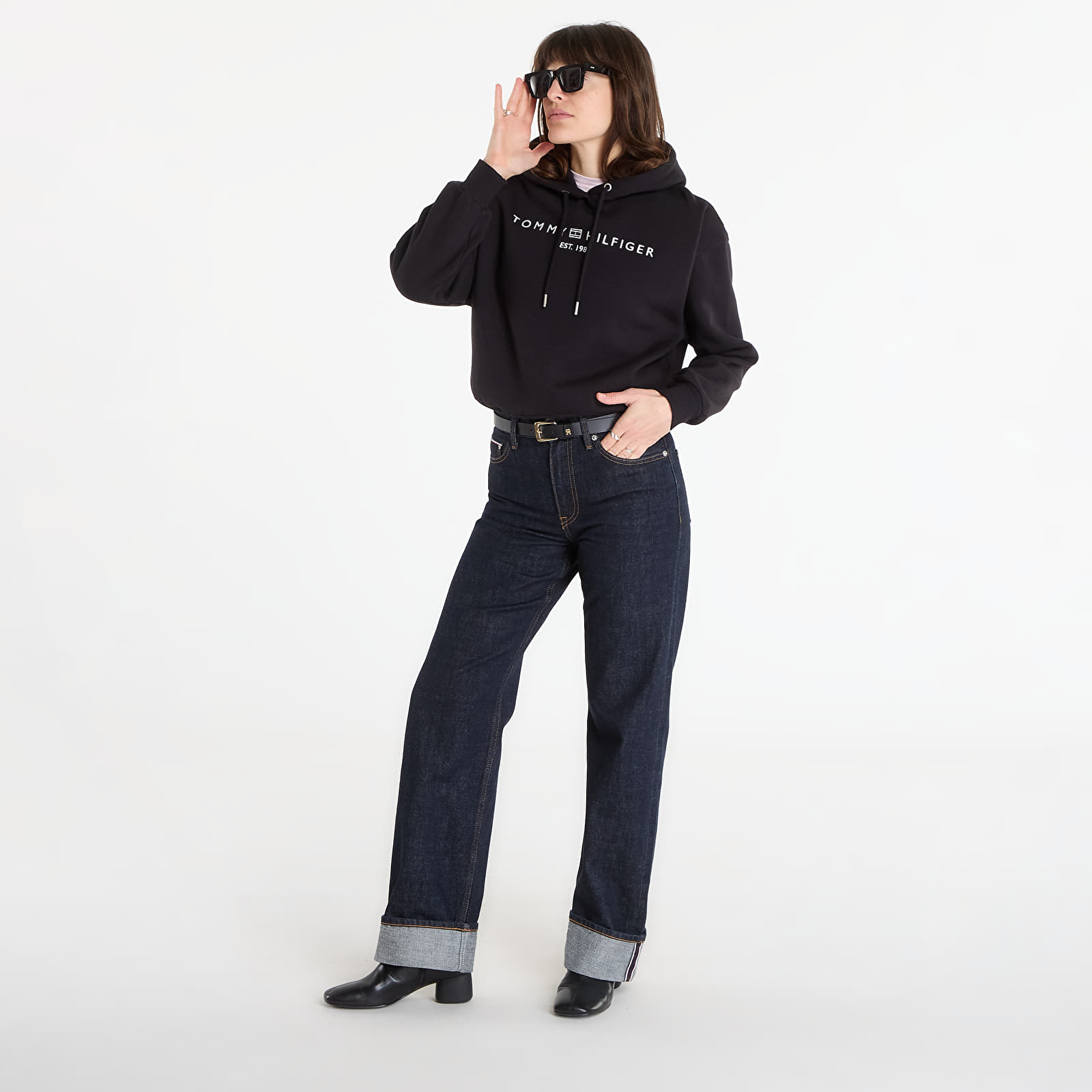 Dámské mikiny Tommy Hilfiger Corp Logo Mdrn Hoodie ?