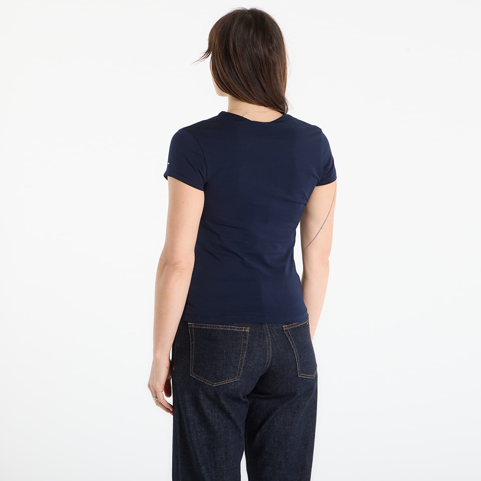 T-shirts för kvinnor Tommy Hilfiger Script Slim Ss Tee ?