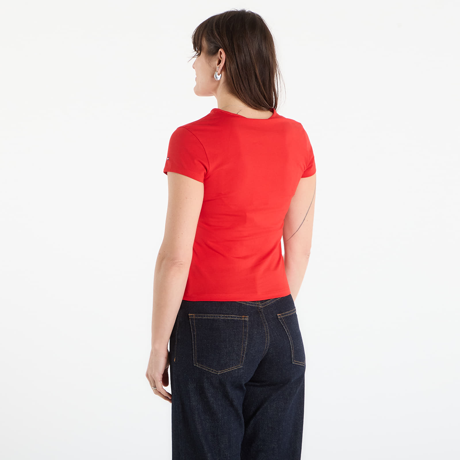 T-shirts för kvinnor Tommy Hilfiger Script Slim Ss Tee ?