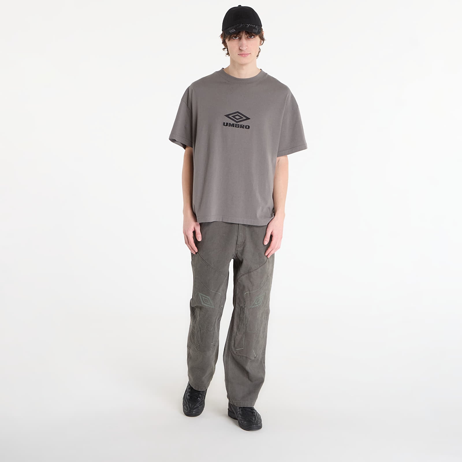 Miesten T-paidat Umbro by SlamJam Og Logo T-Shirt Smock Grey