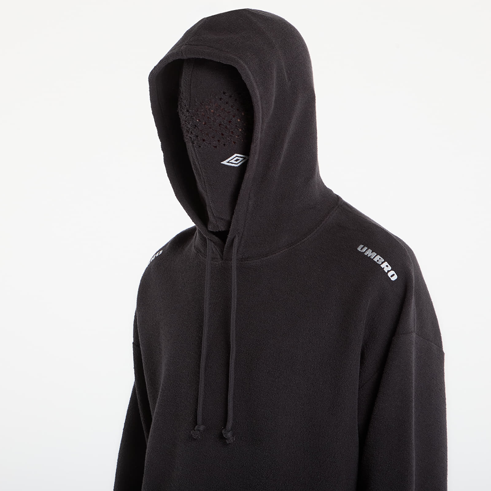 Мужские худи Umbro by SlamJam Lasered Masked Hoodie Washed Black