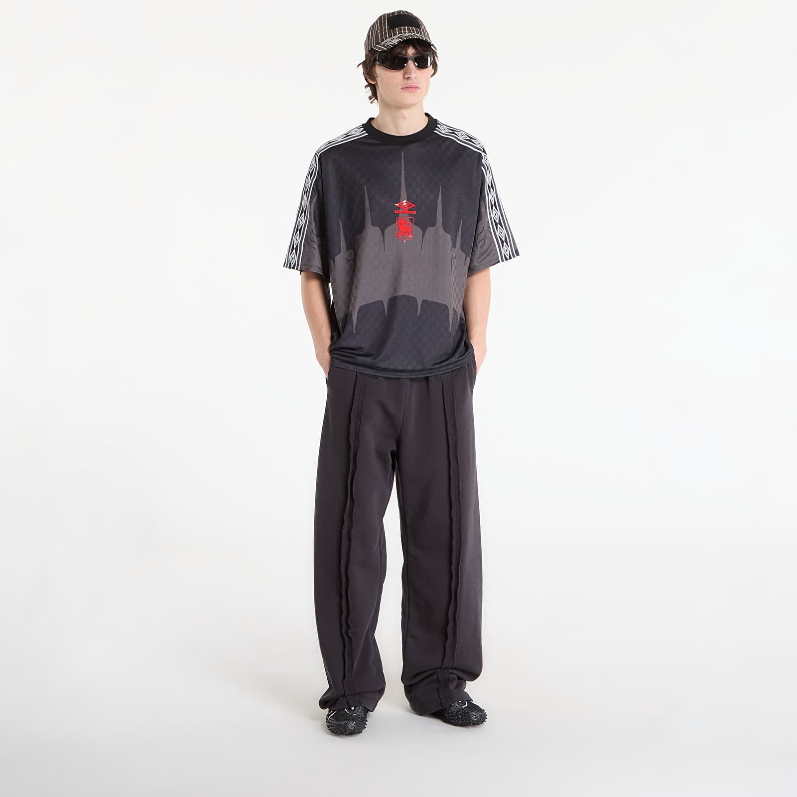 Men's jerseys Umbro by SlamJam History Tape Kit Black/ Red Anthracite