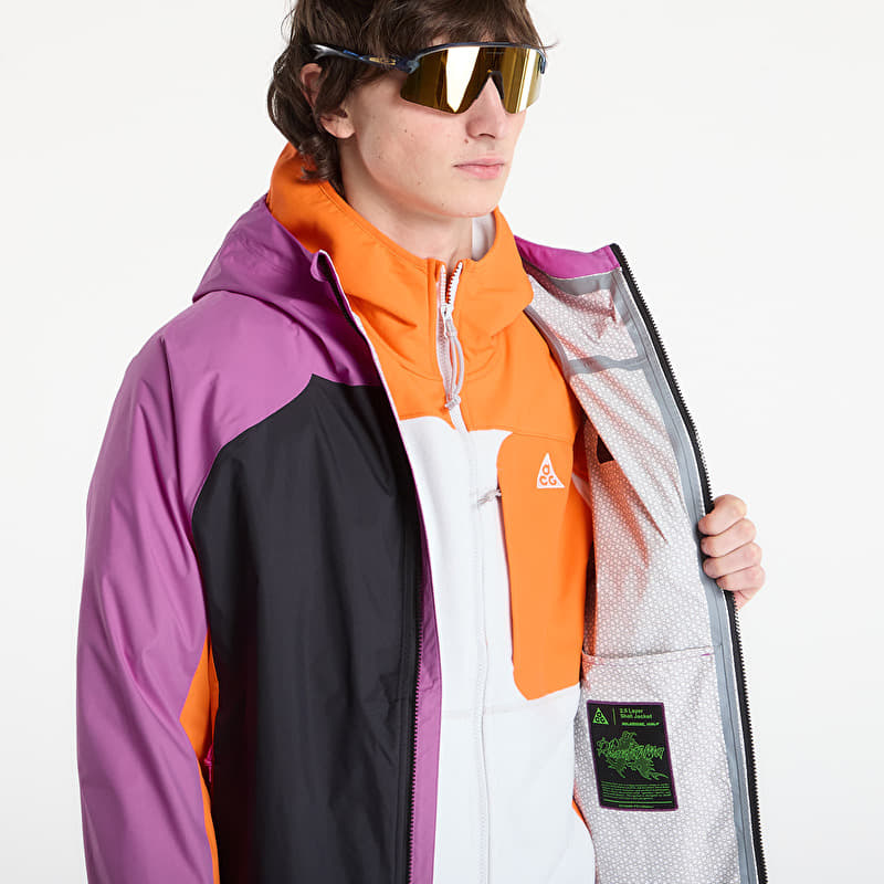 Nike ACG 