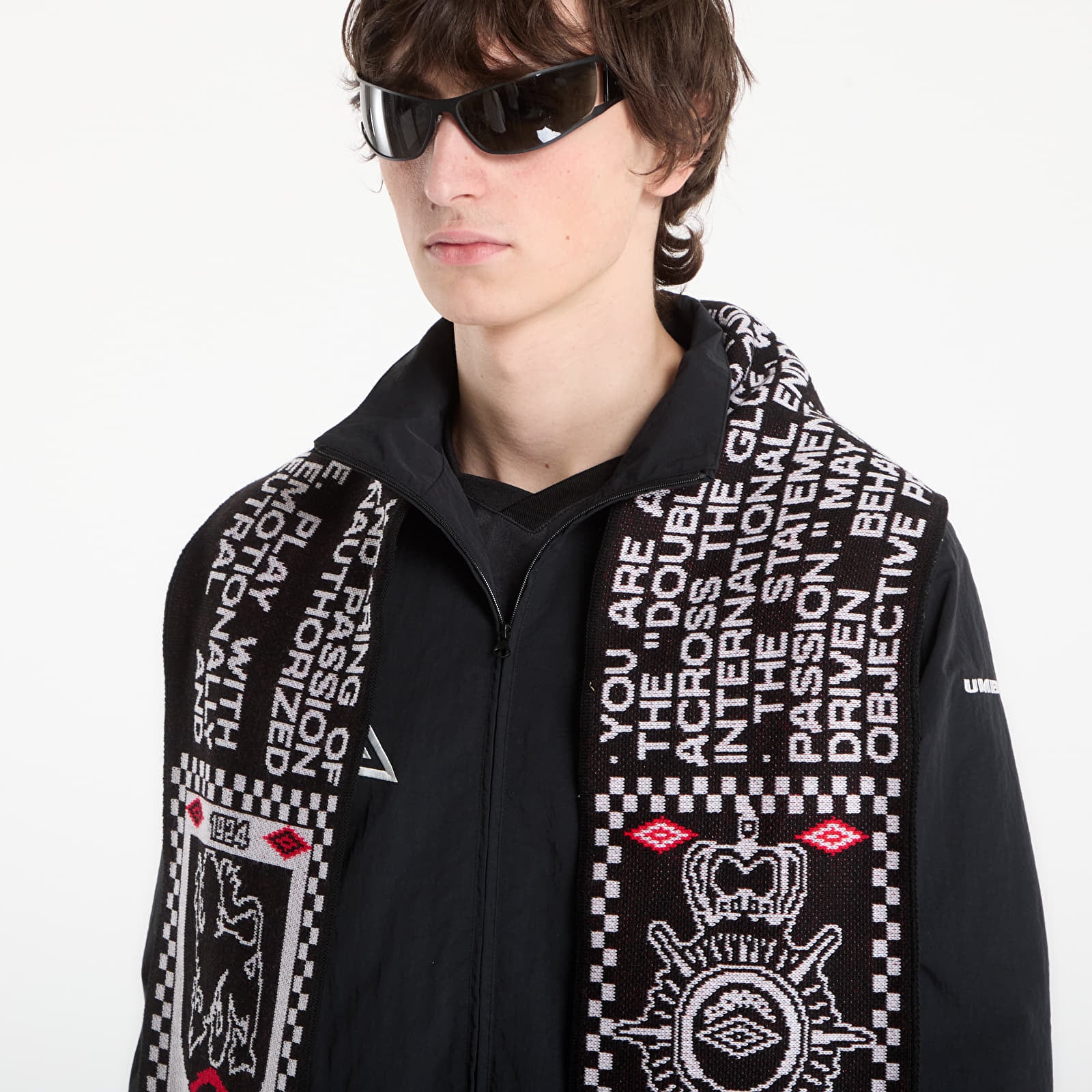 Miesten huivit Umbro by SlamJam Notice Scarf Black/ White