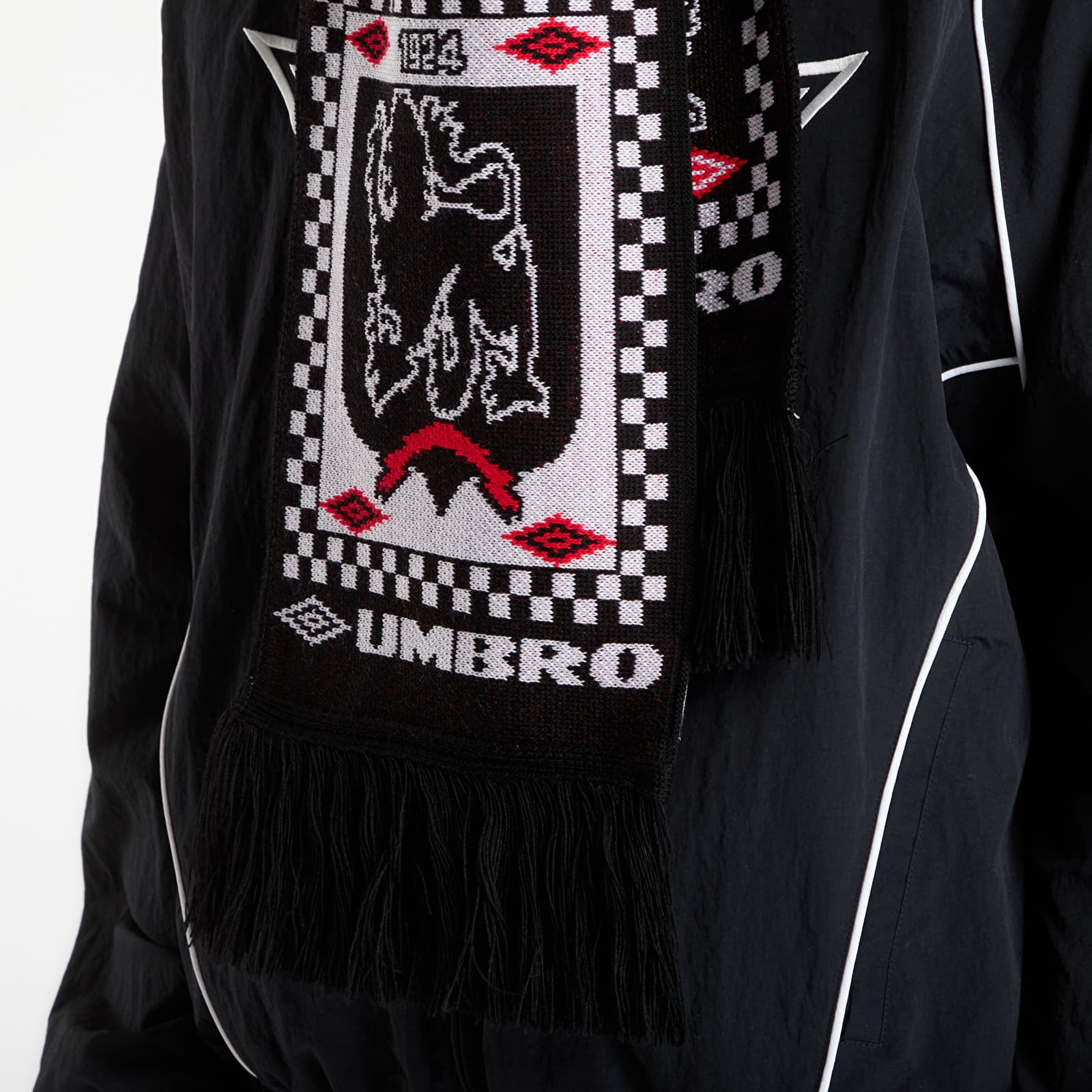 Miesten huivit Umbro by SlamJam Notice Scarf Black/ White