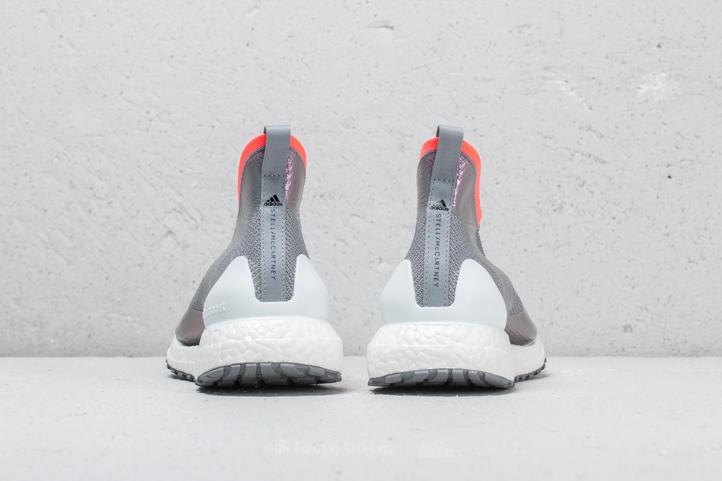 Dámské tenisky a boty adidas x Stella McCartney Ultraboost X All Terrain Mid Grey/ Ftw White/ Turbo