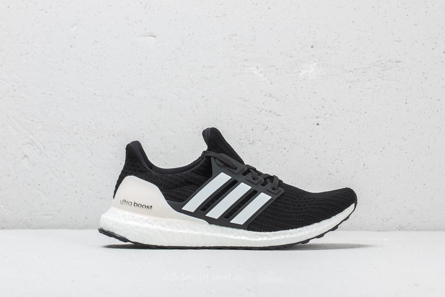 Herren Sneaker und Schuhe adidas Ultraboost Core Black/ Running White/ Carbon