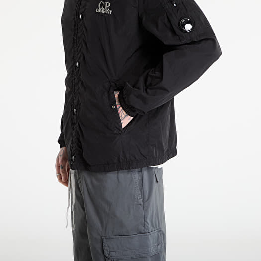 C.P. Company Chrome-R Zipped Lens Overshirt Black | Footshop