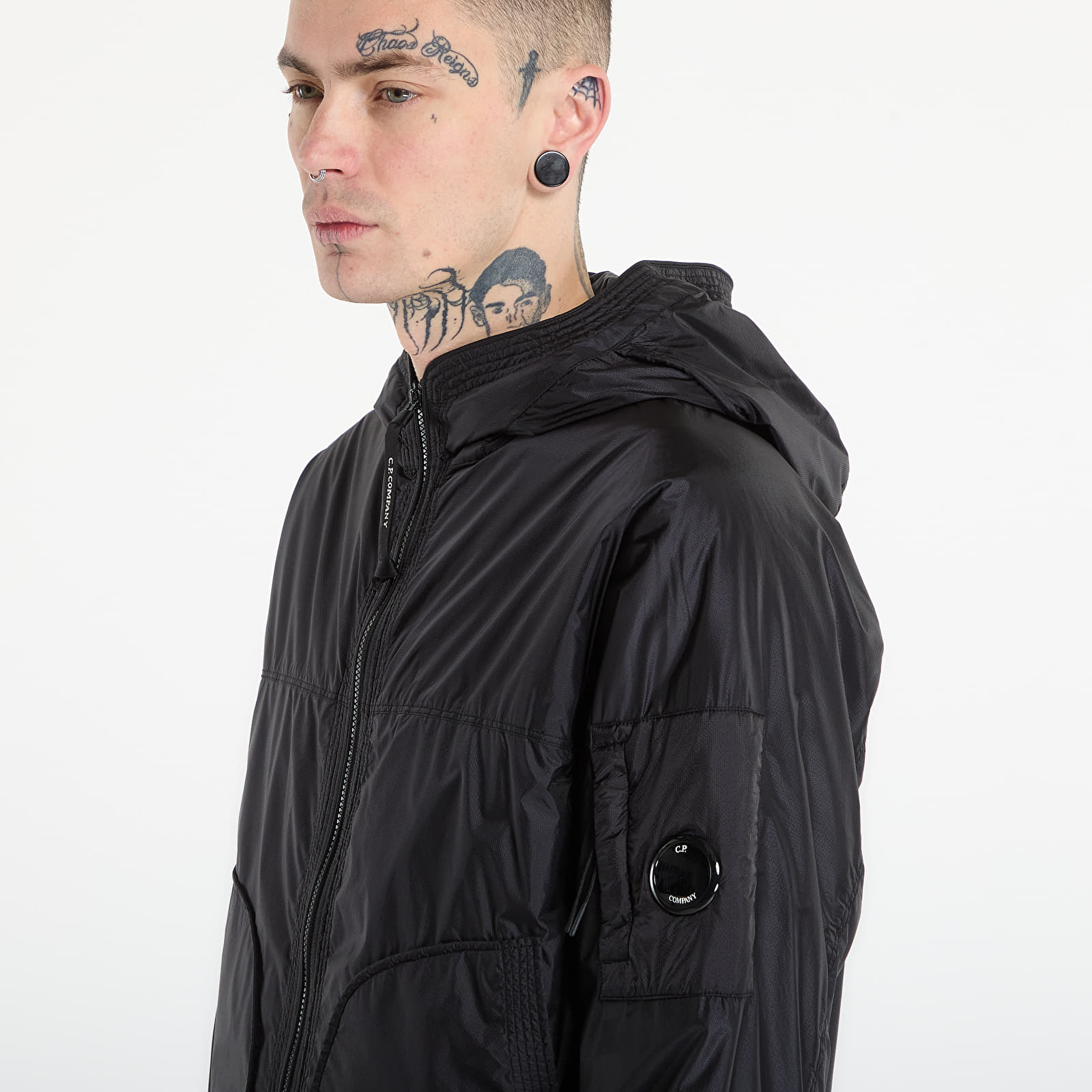 Vestes pour hommes C.P. Company Nada Shield Packable Primaloft® Evolve Hooded Lens Jacket Black