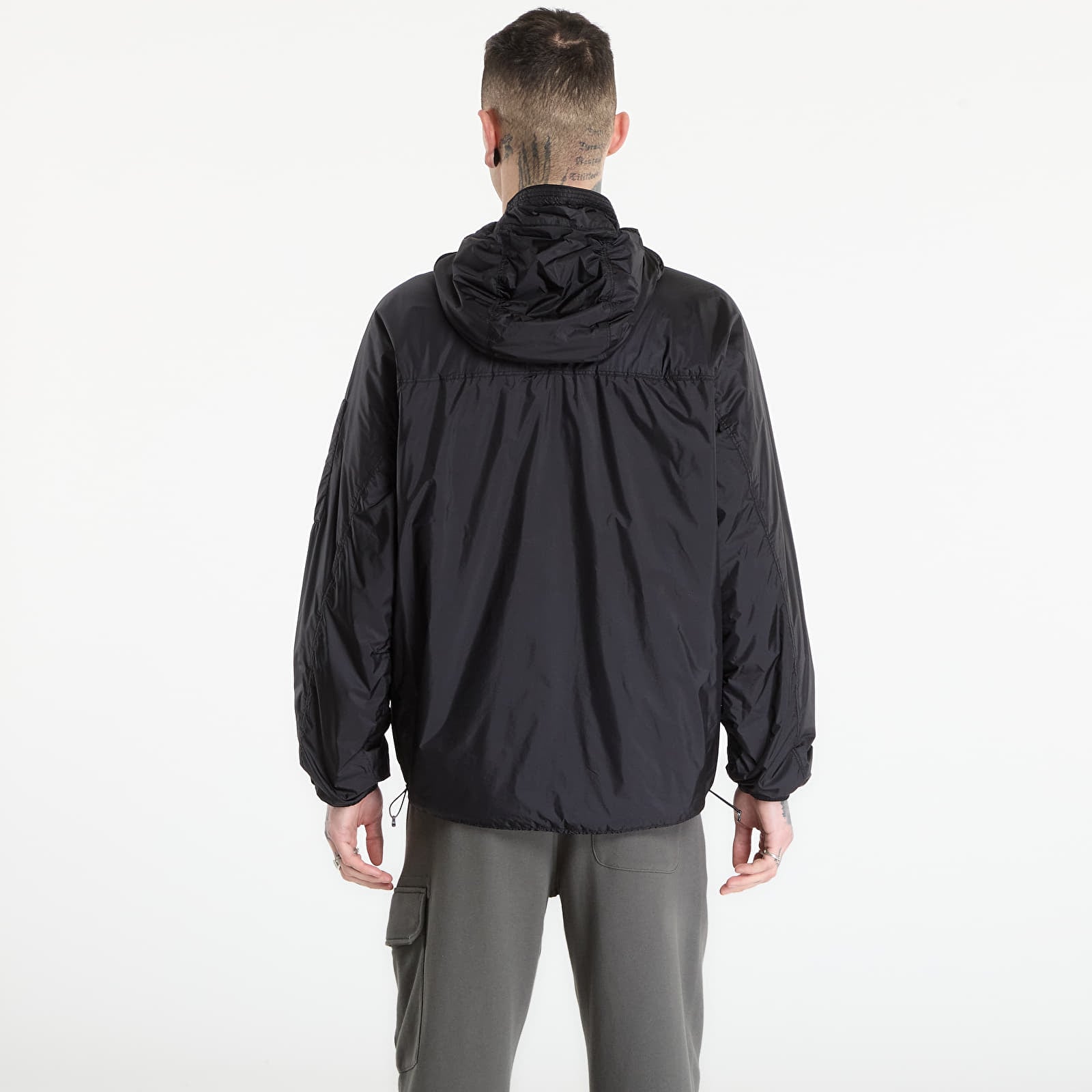 Vestes pour hommes C.P. Company Nada Shield Packable Primaloft® Evolve Hooded Lens Jacket Black