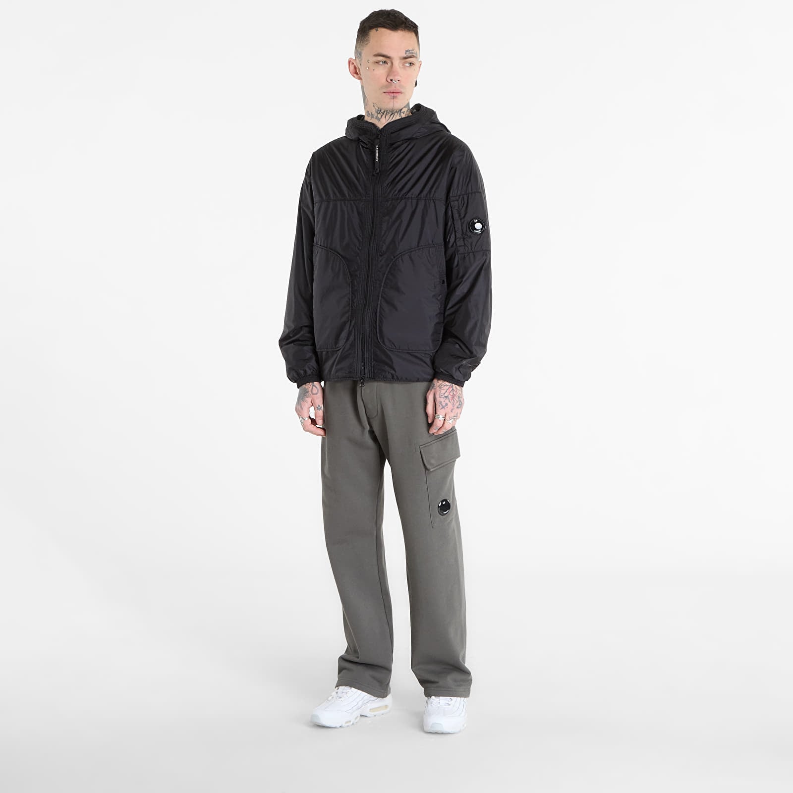 Vestes pour hommes C.P. Company Nada Shield Packable Primaloft® Evolve Hooded Lens Jacket Black