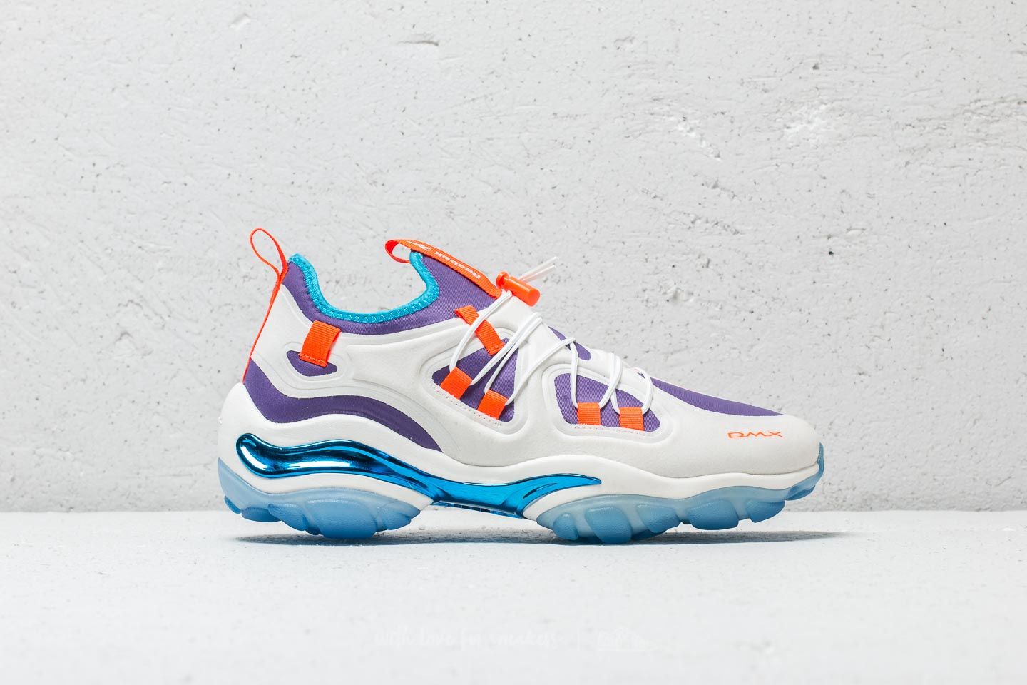 Reebok series 2000 deals