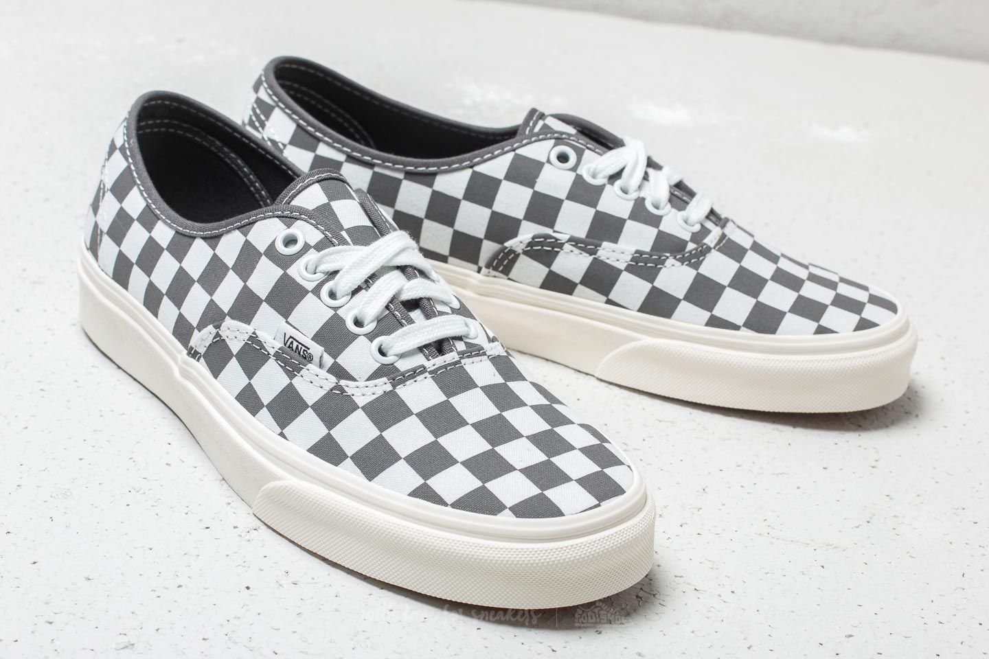 Vans shop checkerboard marshmallow