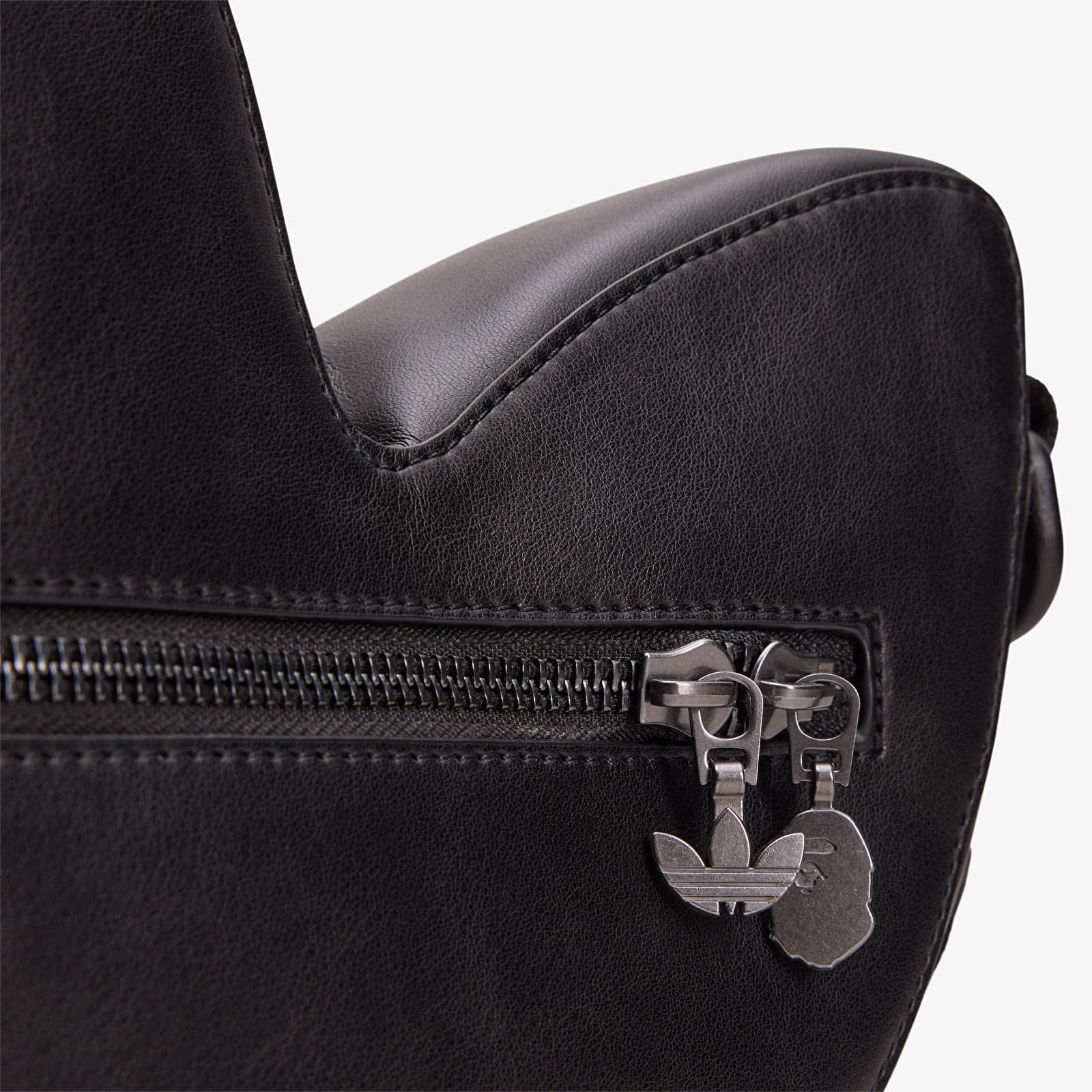 Crossbody-tasker adidas x BAPE Trefoil Shoulde Black