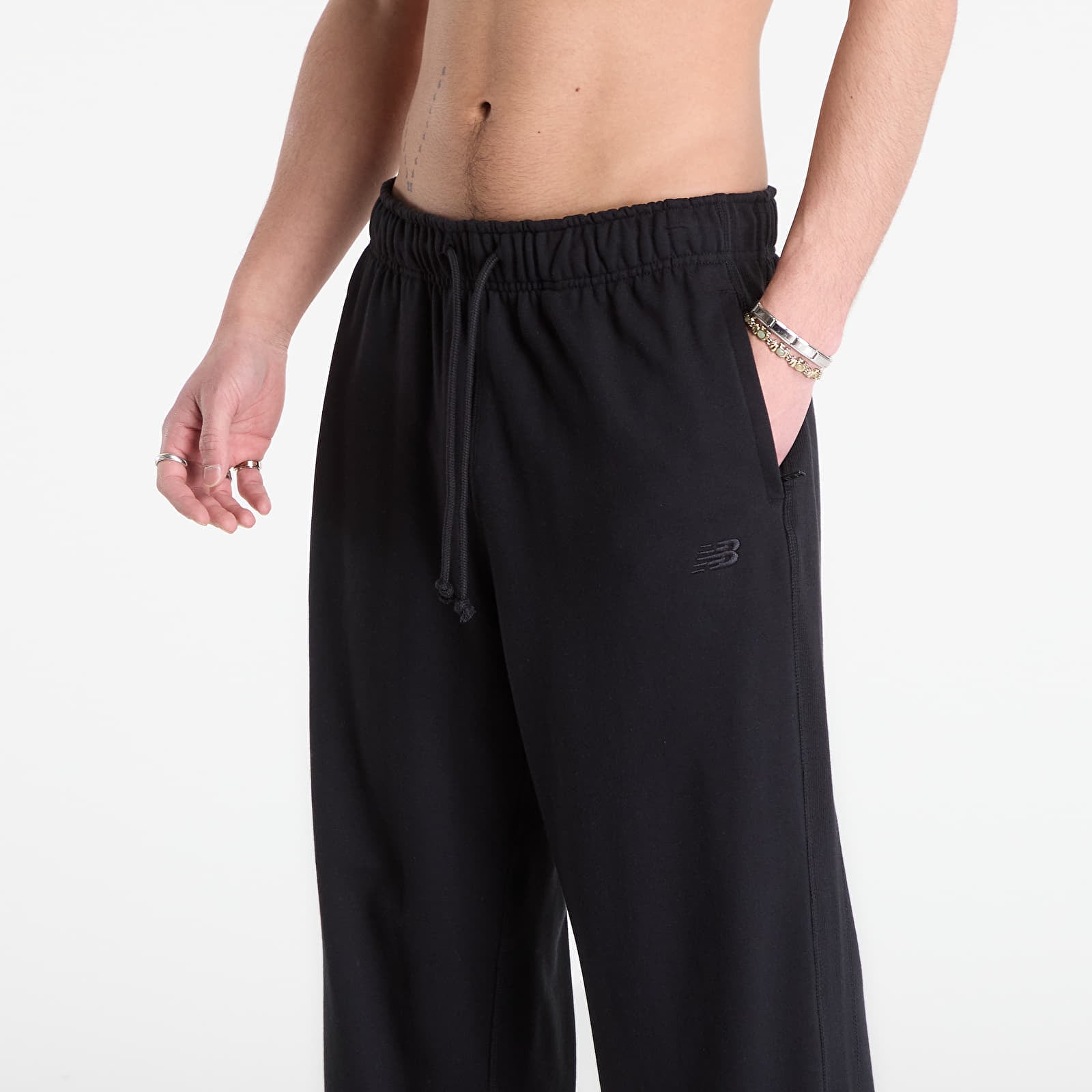 Pantaloni della tuta  New Balance Athletics French Terry Pant Black