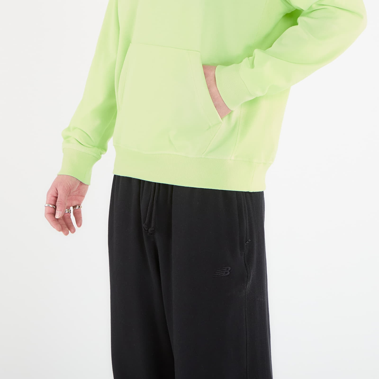 Sweatjacken und Sweatshirts New Balance Vortex Hoodie Afterglow