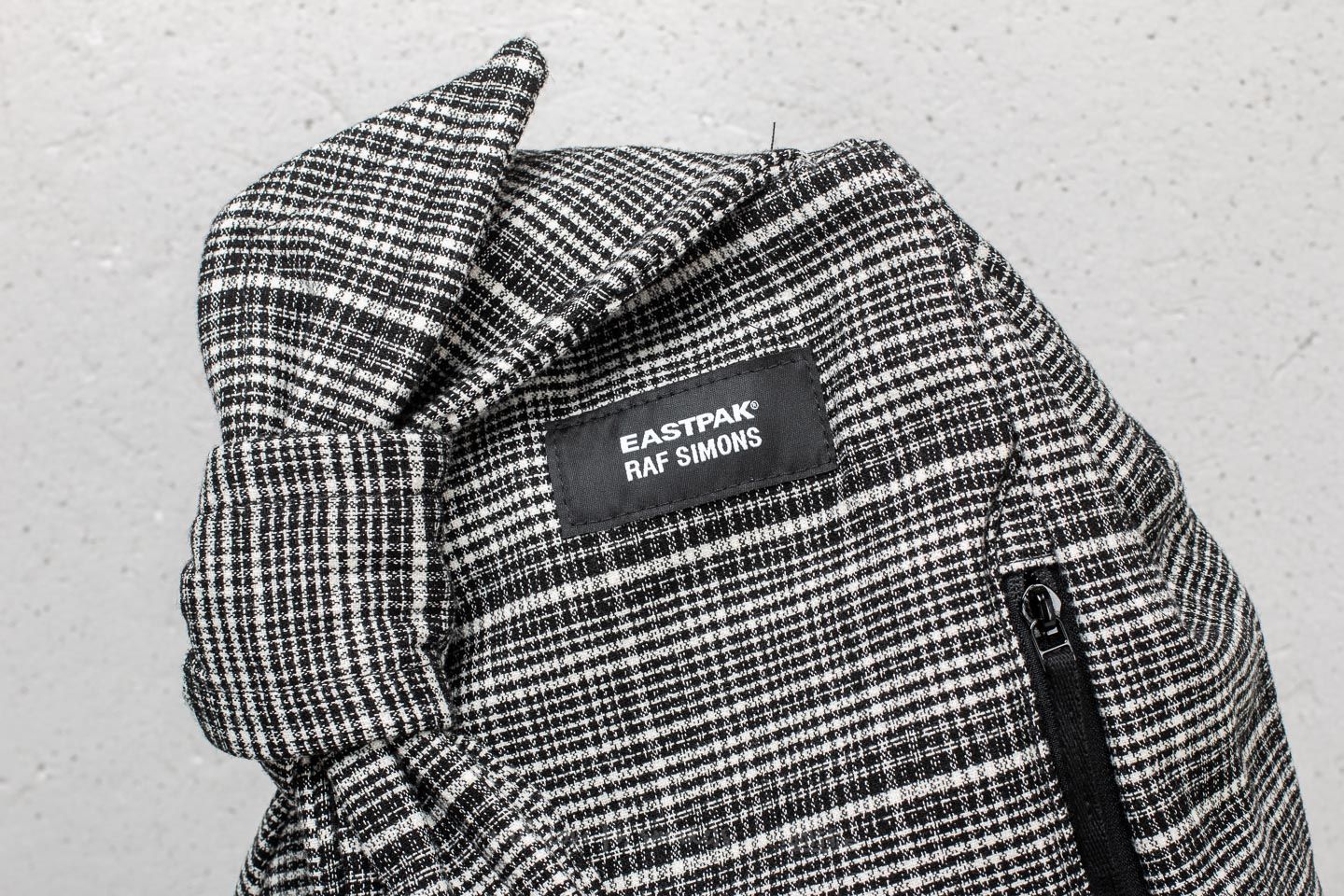 Eastpak raf simons sling bag top