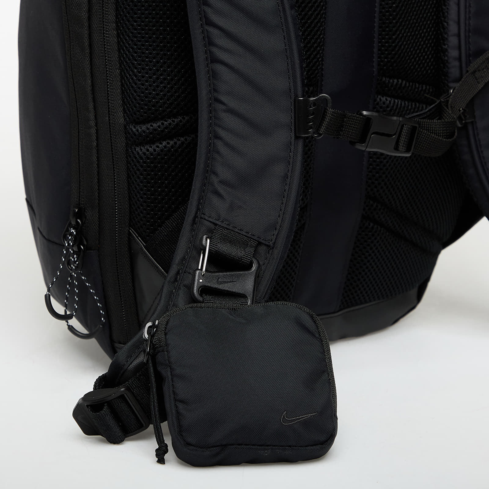 Reput Nike Sportswear Commute Backpack (25L) Black/ Black/ Anthracite