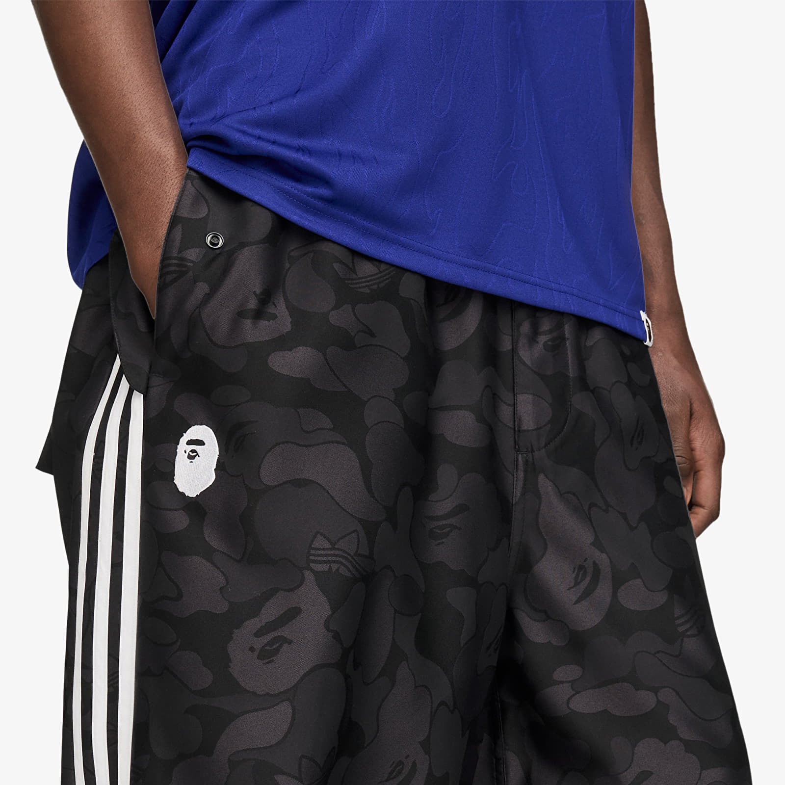 Bukser til mænd adidas x BAPE Jacquard Pants Black