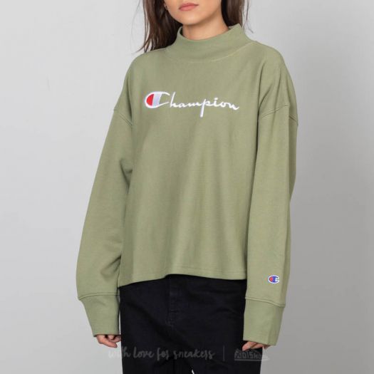 Champion green crew deals neck