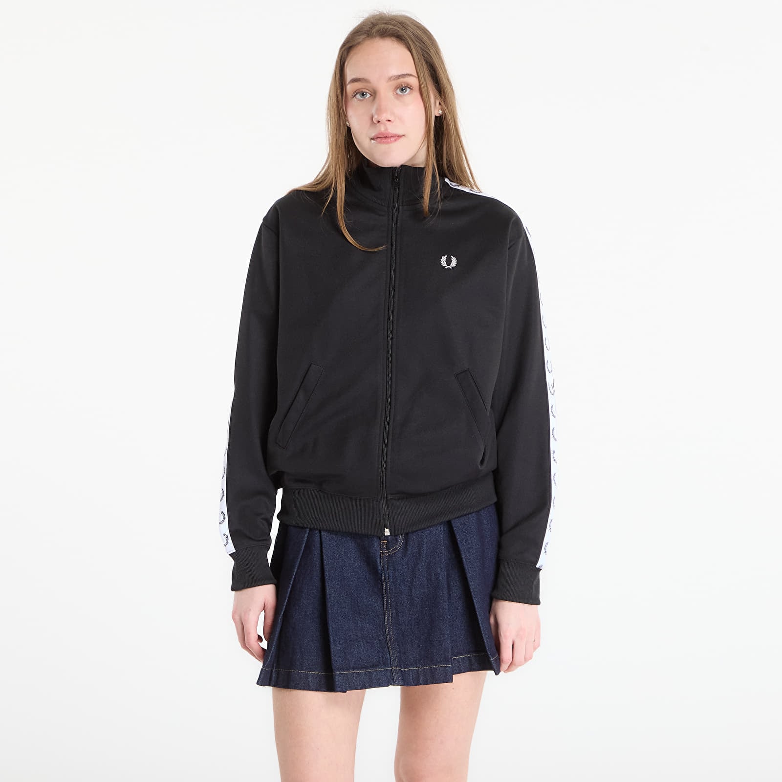 Hoodies für Frauen FRED PERRY Taped Track Jacket Black