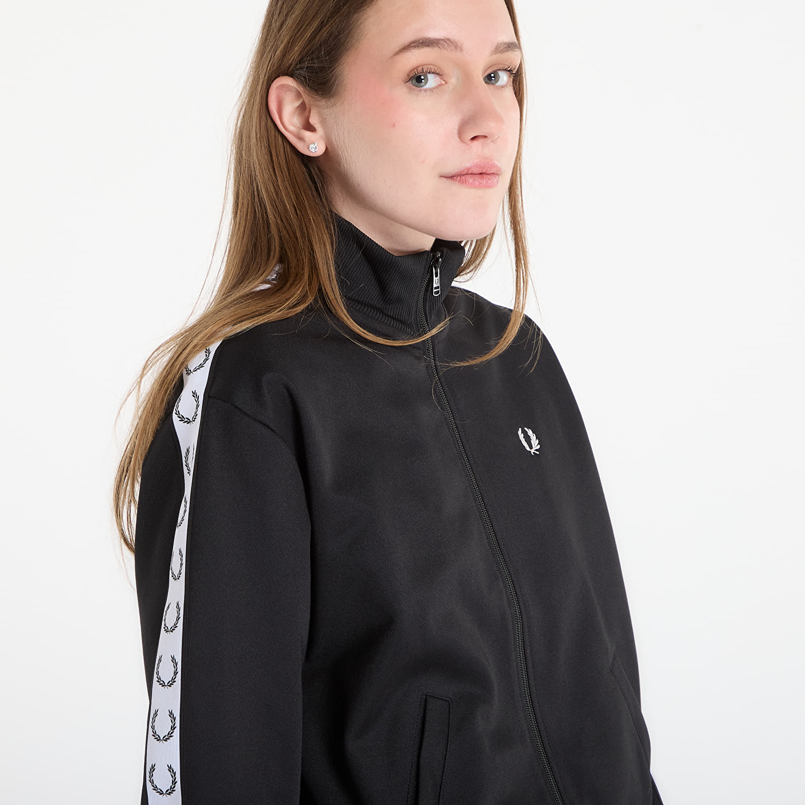 Hoodies für Frauen FRED PERRY Taped Track Jacket Black