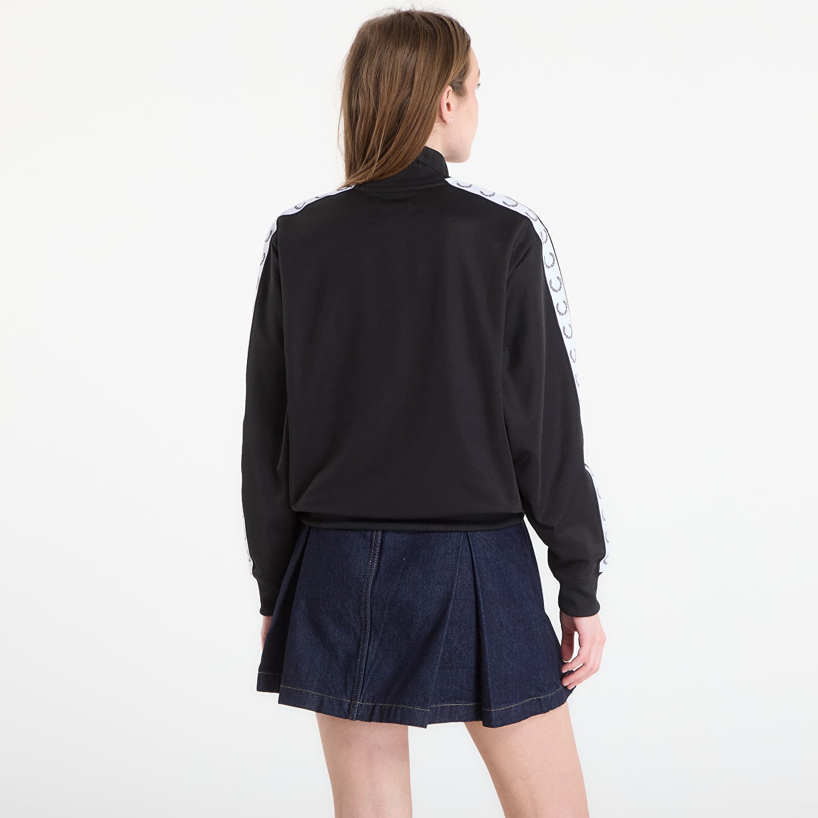 Hoodies für Frauen FRED PERRY Taped Track Jacket Black