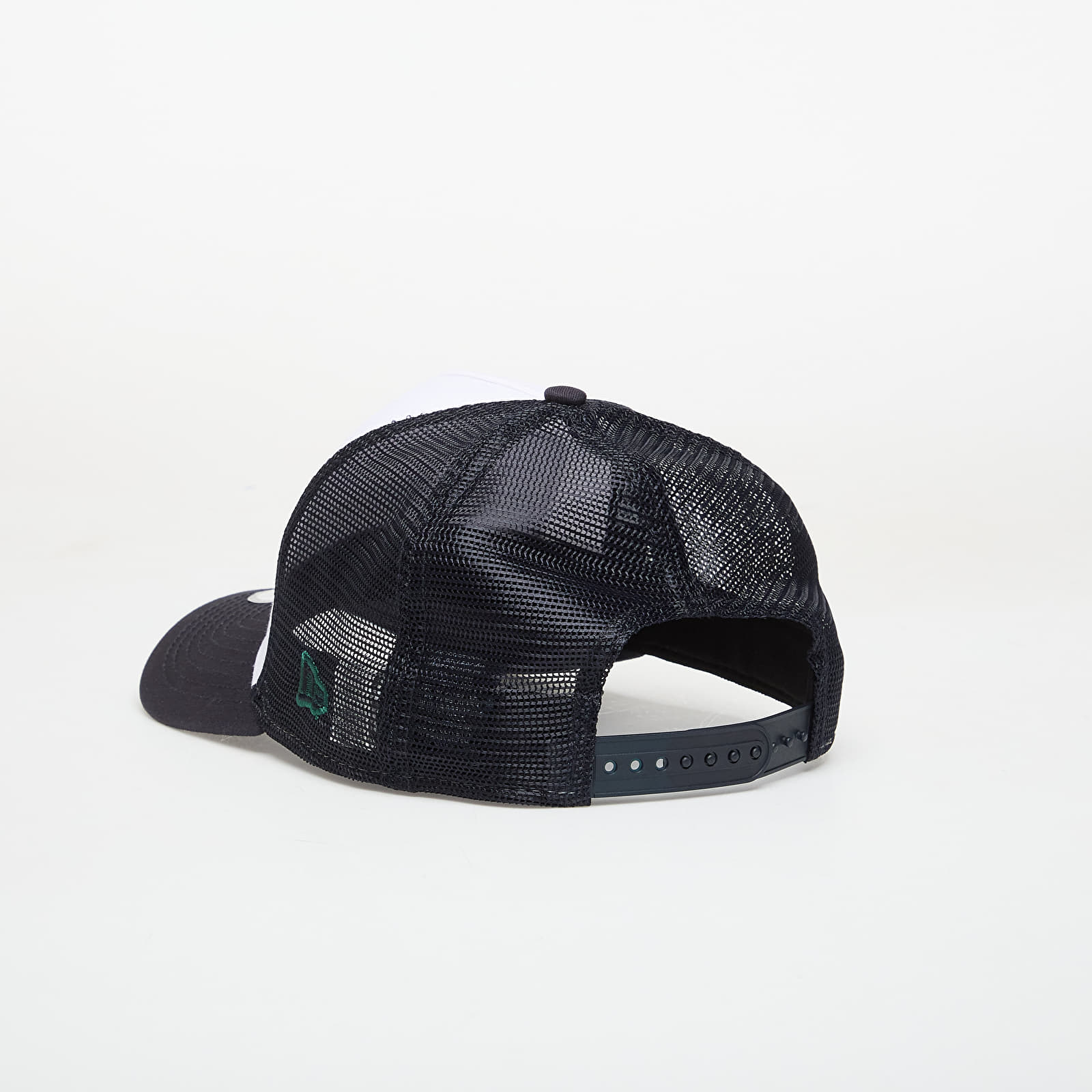 Czapki z daszkiem New Era 9FORTY Af Trucker Location Patch Navy/ Optic White