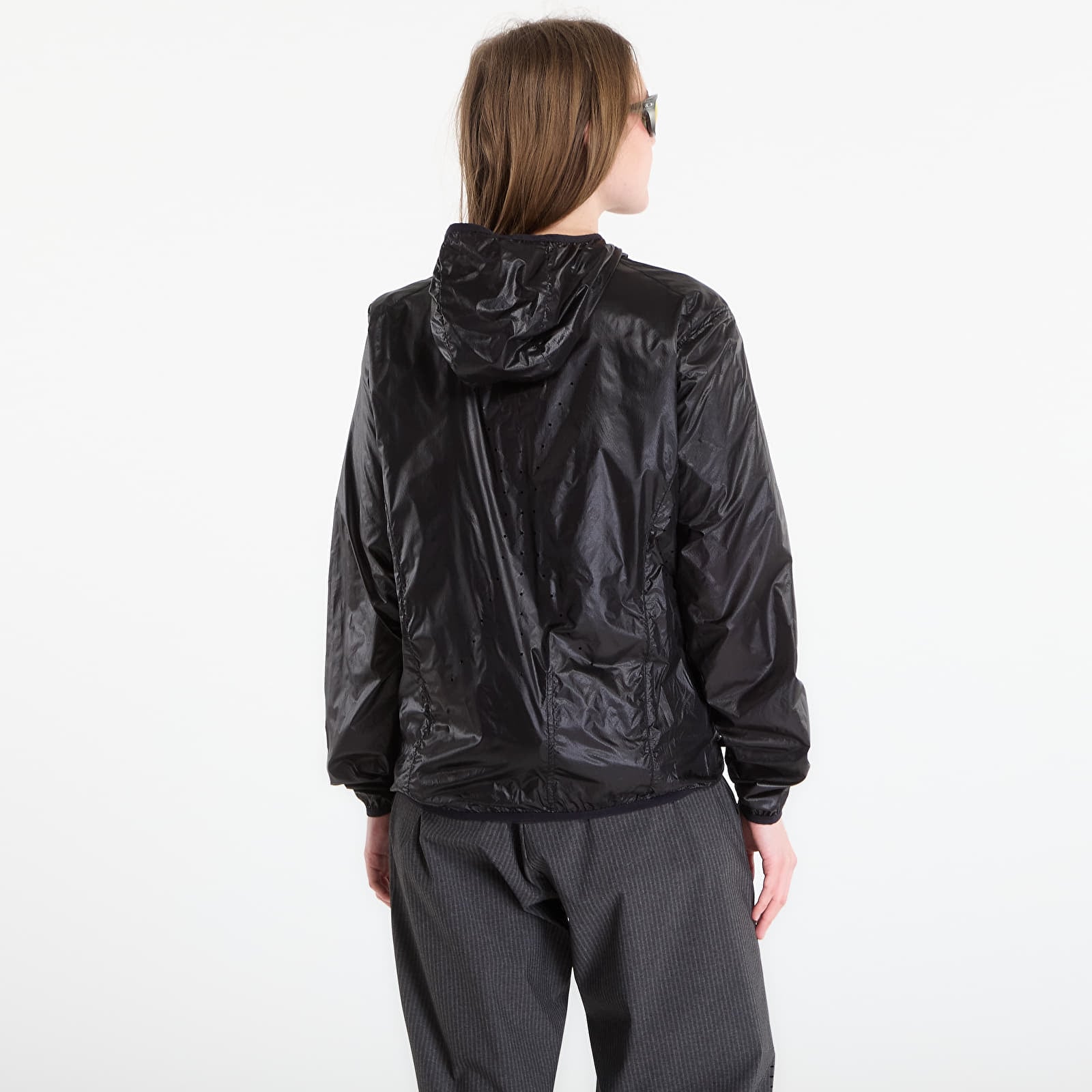 Miesten takit ROA Hue Packable Wind Jacket Black