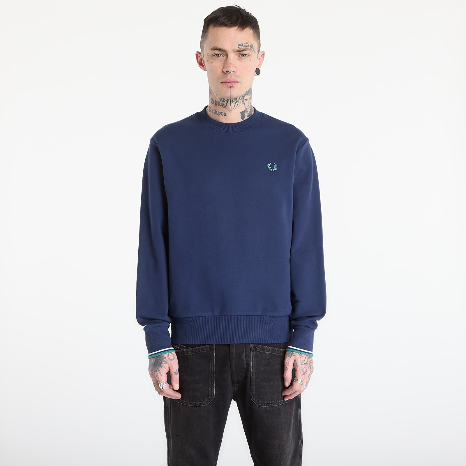 Sweatshirt FRED PERRY Crew Neck Sweatshirt Tnsbl/ Snwht/ Dpmt L