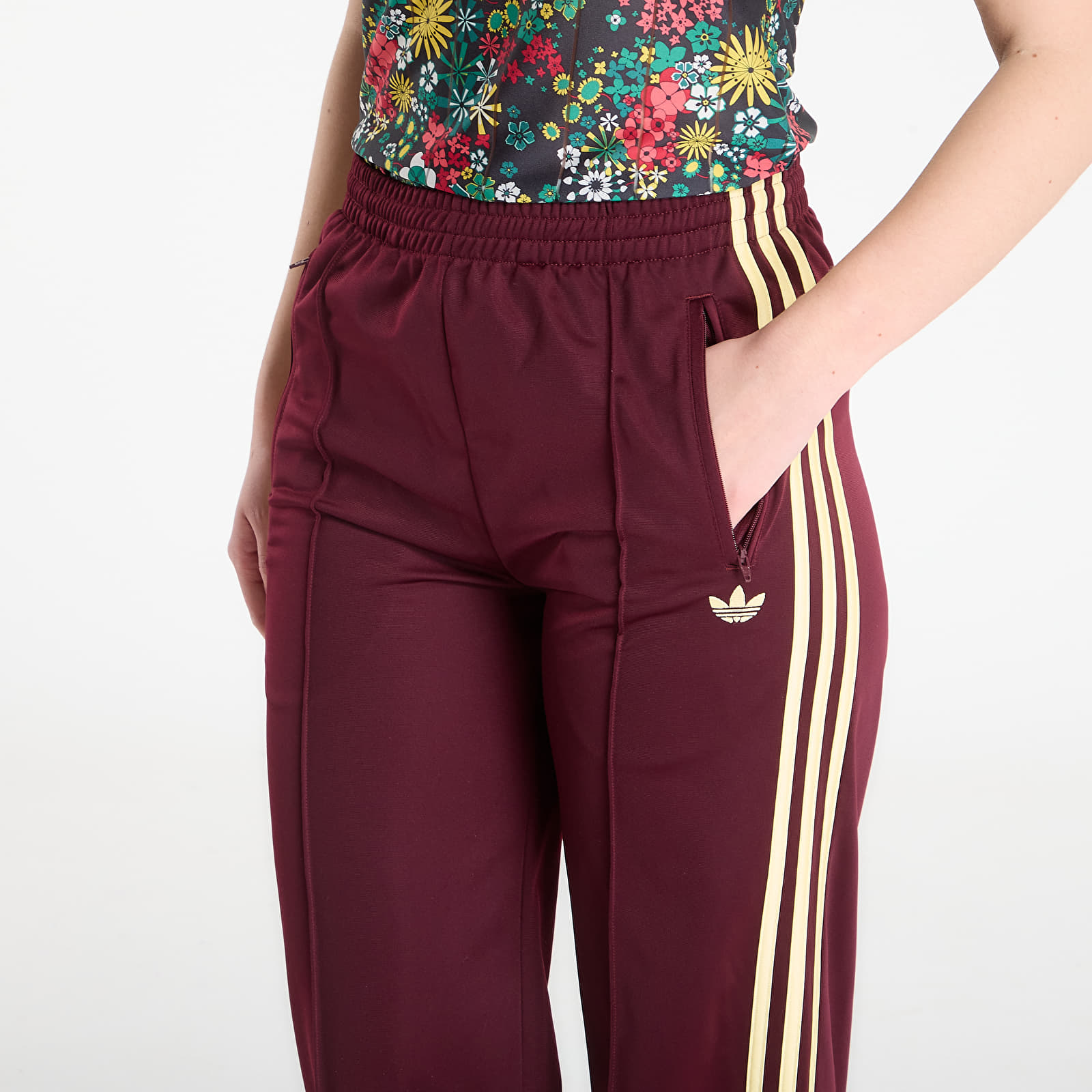 Träningsbyxor för kvinnor adidas Firebird Loose Track Tracksuit Bottoms Maroon