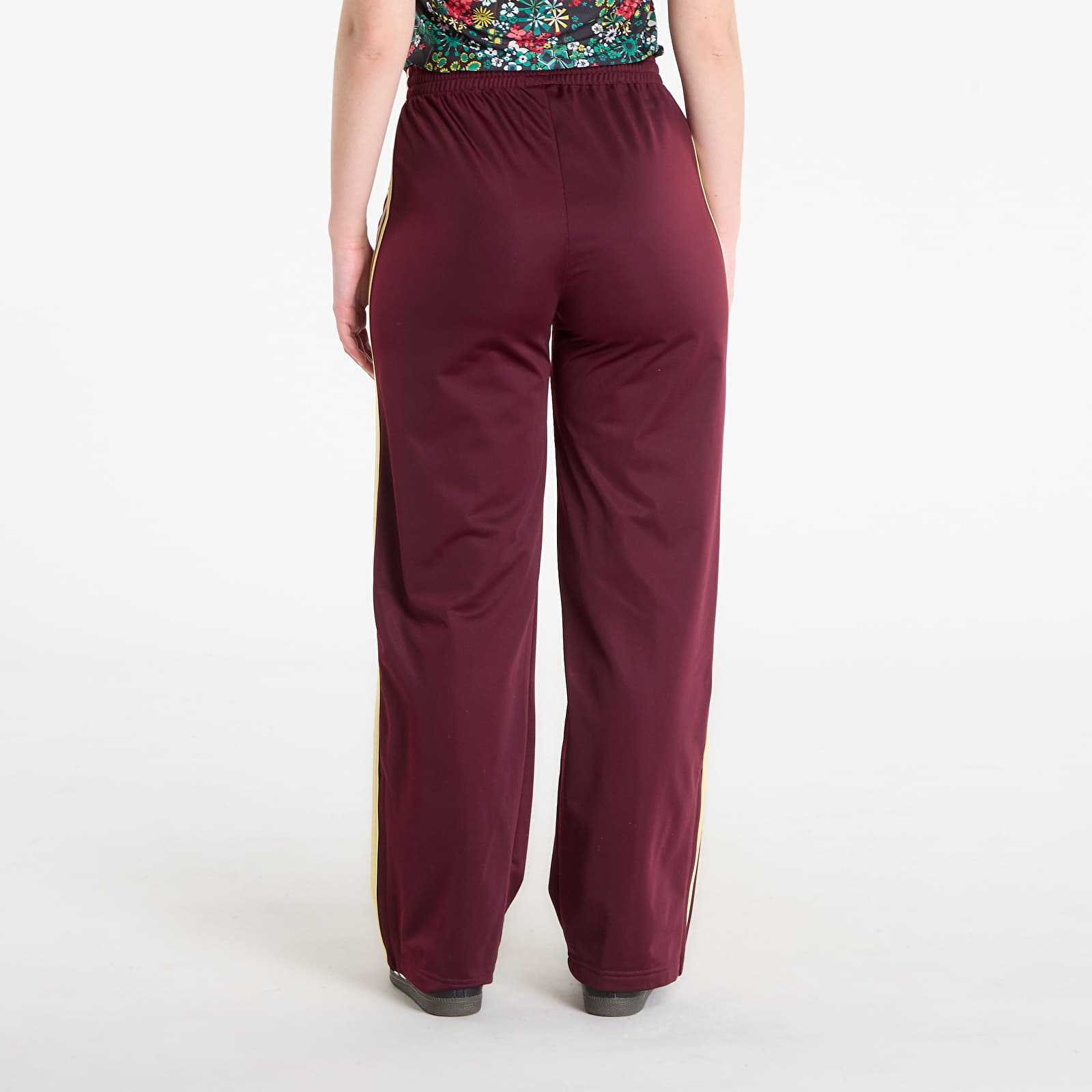 Träningsbyxor för kvinnor adidas Firebird Loose Track Tracksuit Bottoms Maroon