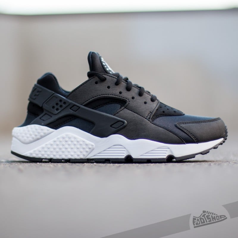 Buty damskie Nike Air Huarache Run Black/ Black/ White