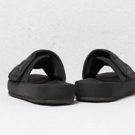 Yeezy 7 slippers discount