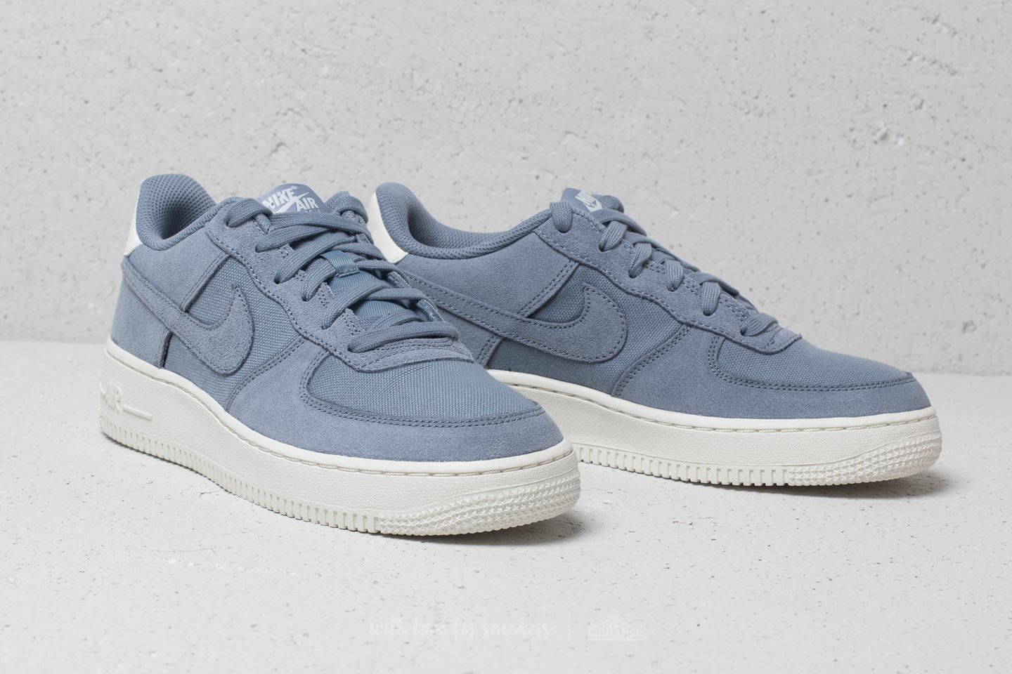 Skor för kvinnor Nike Air Force 1 Suede (GS) Ashen Slate/ Ashen Slate-Sail