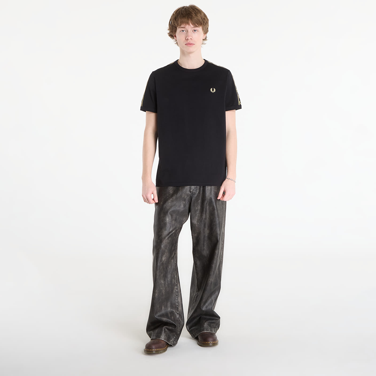 Футболки FRED PERRY Contrast Tape Ringer T-Shirt Black/ Champagne