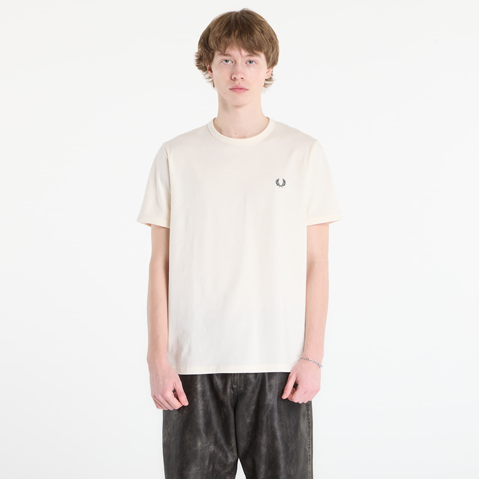   Μπλούζες FRED PERRY Ringer T-Shirt Ecru